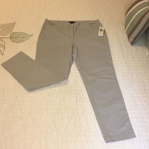 Women’s Ankle Length Pants